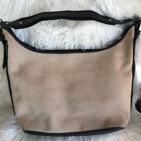 💯% Authentic Burberry Canvas Hobo Bag - Picture 2 of 8